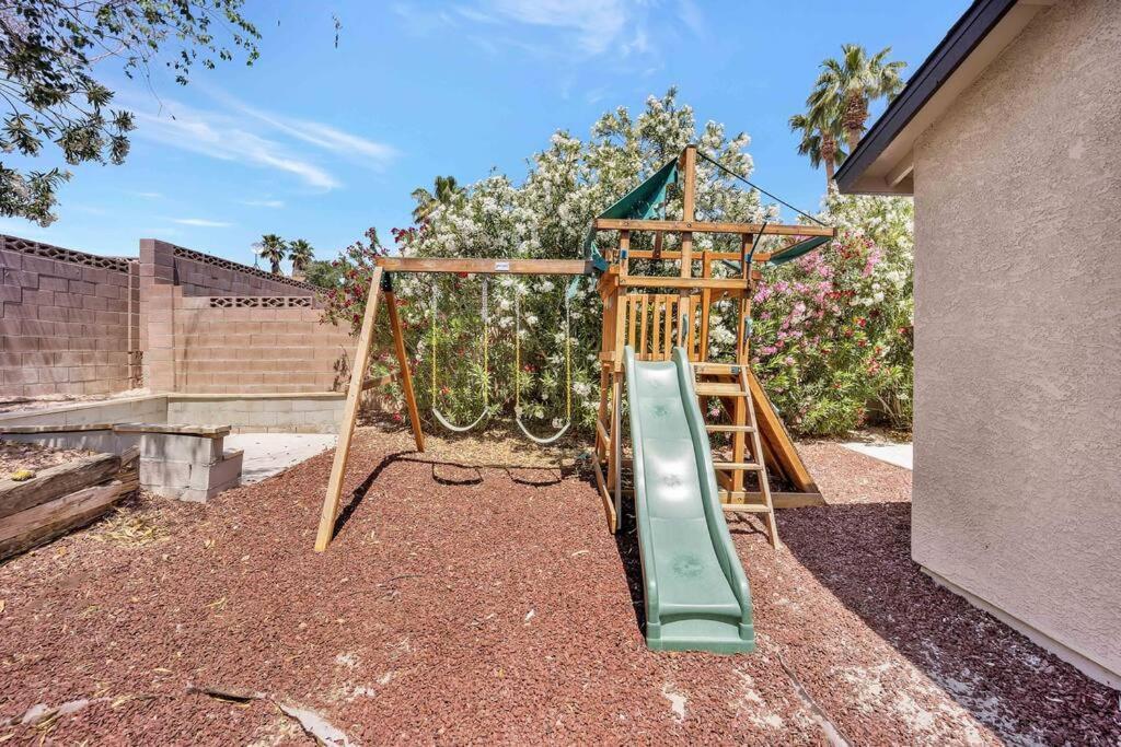 Centrally Located Spacious Vacation Hom 13 M Strip ラスベガス エクステリア 写真